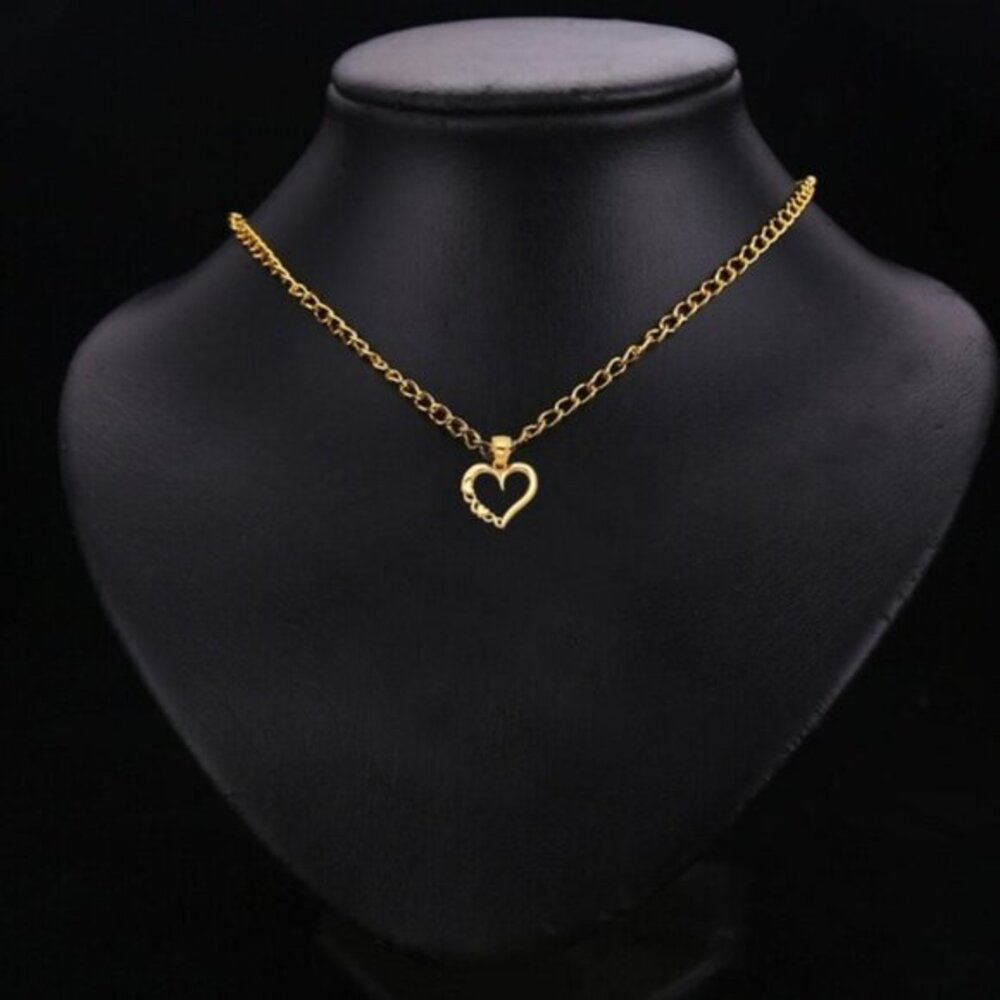 New Solid 14K Yellow Gold Heart Pendant one pc pendant only